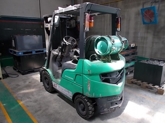 รถฟอร์คลิฟต์ (LPG+เบนซิน) ขนาด1.5ตัน Mitsubishi รุ่น:KFG15T ซีเรียล:KF2D-50185 ปี:2004 เลื่อนแผงงาได้