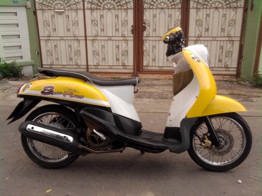 ขออนุญาติขาย Yamaha Fino 115 cc. มือเดียว สีสวย