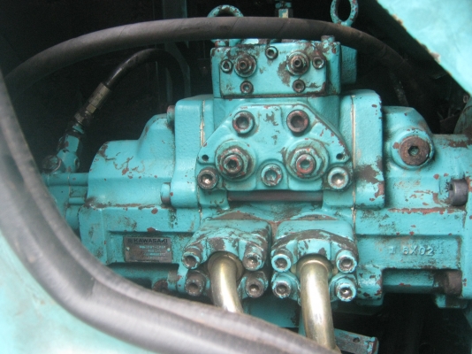 ขายรถแบคโฮ KOBELCO 120 MARK 5 SUPER รถนอก รถใช้งานตลอด เอวแน่น เครื่องยนต์ดีเยี่ยม ปั๊มแรง โซ่ดีอัดใหม่ ตัวเดินดี
