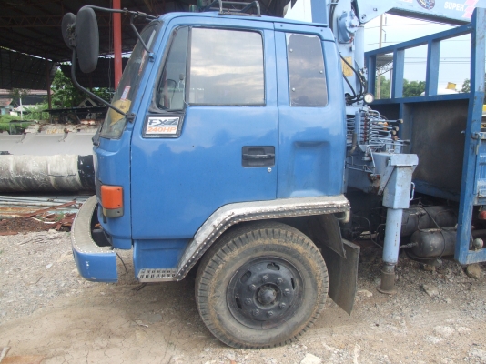 ขายสิบล้อ  ISUZU 175 HP, ติดเครน 4 -5ตัน(พร้อมใช้งาน)ถูกๆ