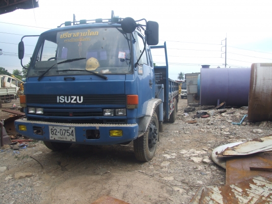 ขายสิบล้อ  ISUZU 175 HP, ติดเครน 4 -5ตัน(พร้อมใช้งาน)ถูกๆ