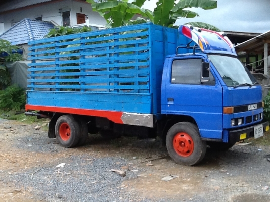 ขาย6ล้ออีซุซุ100แรง 320000