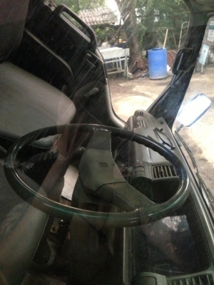 ขาย 6 ล้อ ISUZU 110  ด้ำ  รถเดิม ๆ