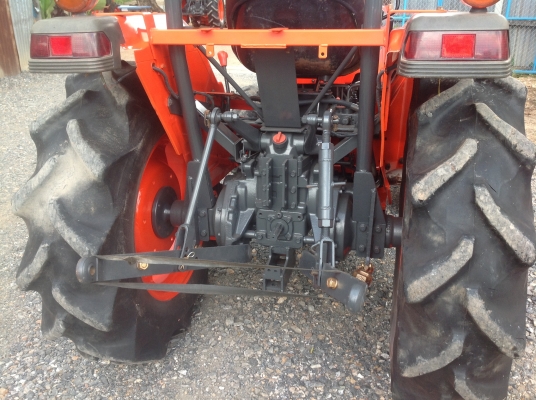 ปัญญาแทรคเตอร์มาแล้ว...จัดมาให้ครับ คูโบต้า L3408 ใบมีด สยามแทรคเตอร์ เล่มทะเบียนพร้อม