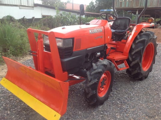 ปัญญาแทรคเตอร์มาแล้ว...จัดมาให้ครับ คูโบต้า L3408 ใบมีด สยามแทรคเตอร์ เล่มทะเบียนพร้อม