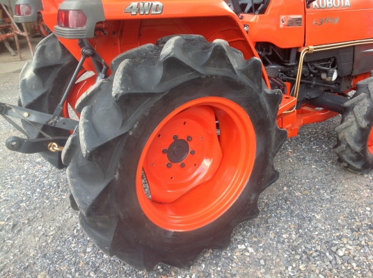 ปัญญาแทรคเตอร์มาแล้ว...จัดมาให้ครับ คูโบต้า L3408 ใบมีด สยามแทรคเตอร์ เล่มทะเบียนพร้อม