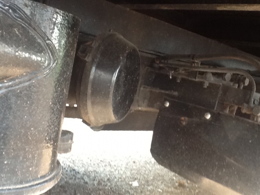 KM 779 เตรื่องWO4D 117 HP ยาว 5.5เมตร เครื่องดี แคชชีบวมซับใน หัวเก๋งสวยพาวเวอร์ขายที่