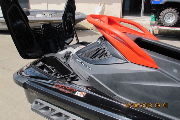 -ผ่อนได้- ขาย SEADOO RXT-X AS  260 52 ชม. ปี 2011 ตัวท็อป เรือนำเข้า