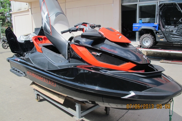 -ผ่อนได้- ขาย SEADOO RXT-X AS  260 52 ชม. ปี 2011 ตัวท็อป เรือนำเข้า