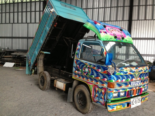 ขาย 4 ล้อดัมพ์