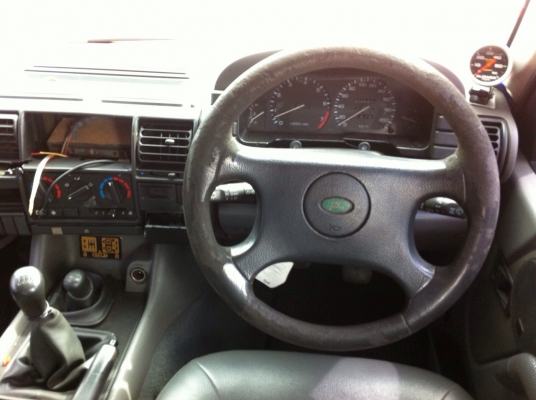 ขายด่วน Land Rover ปี 1994 แต่งเต็มๆ หลายแสน