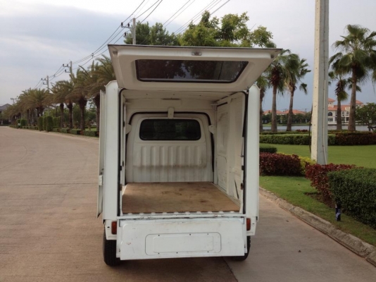 : s200c หลังคาสูง ตู้ประตู 3 ด้าน เกียร์ออโต้ ทำสีใหม่ ล้อแม็กยางใหม่ ทบ.พร้อมโอน