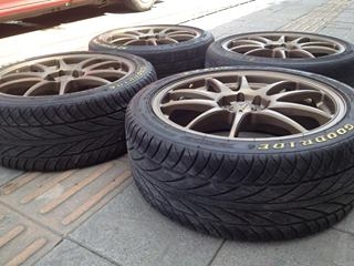 ขายล้อขอบ17 กว้าง7 4/100 ลาย emotion  พร้อมยาง ถูกๆครับ 9000.-