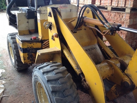 รถตัก WA 30 - 2  สนใจติดต่อ 081 - 6079515