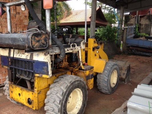 รถตัก WA 30 - 2  สนใจติดต่อ 081 - 6079515