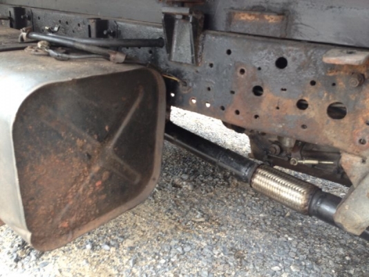 รถอีซูซุ 4 ล้อดั้ม 88 แรงม้า  ( ราคา 280,000 บาท. )  สนใจติดต่อ 081 - 6079515