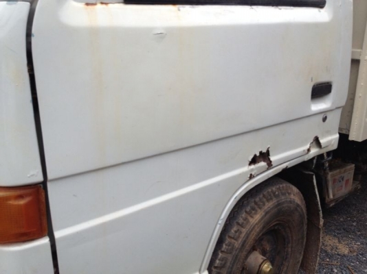 รถอีซูซุ 4 ล้อดั้ม 88 แรงม้า  ( ราคา 280,000 บาท. )  สนใจติดต่อ 081 - 6079515