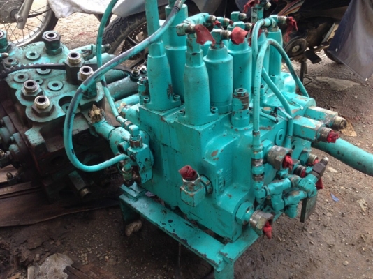 ขายแพคอนโทลKOBELCO SK200  MARK5 เก่านอกสภาพสวย