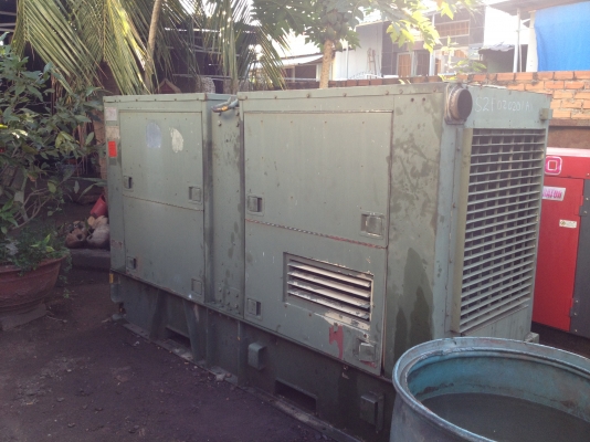 ขายเครื่องปั่นไฟCAT3306 มีตู้อย่างดี พร้อมใช้งาน