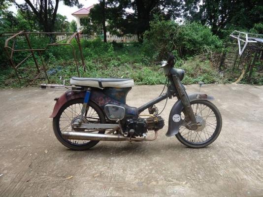 ขายc100  เครื่องไนท์ 110 มีเล่ม  ราคา 18000 ต่อลองได้ สนใจติดต่อ 0862210104 บีเอ็ม(นครพนม)