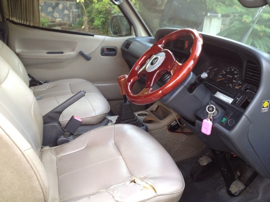 ขายรถตู้หัวจรวด ขายรถตู้หัวจรวด