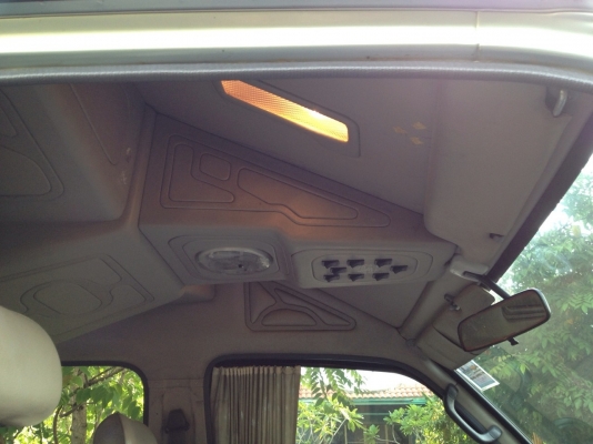 ขายรถตู้หัวจรวด ขายรถตู้หัวจรวด