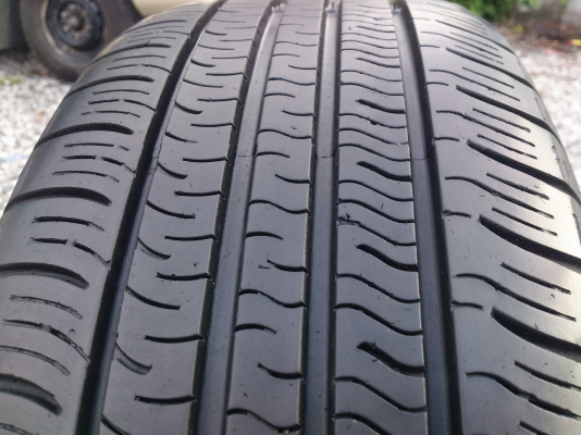 ขายแมีกนิสันเทียน่าพร้อมยางปี12 ราคา6500