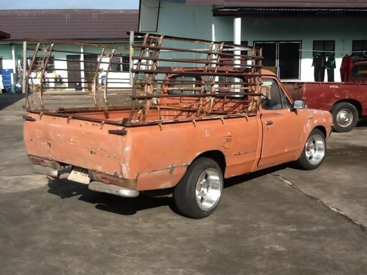 ช้างเหยียพร้อมทำมาหากินไดเลยนะ