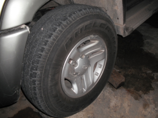 ขาย แม็กsportriderพร้อมยาง 255-70-15 ครับ 4,900 บาท