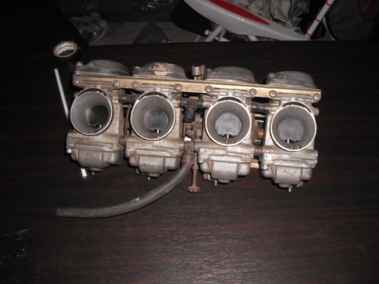 ขายคาร์บู GSX400 4สูบ