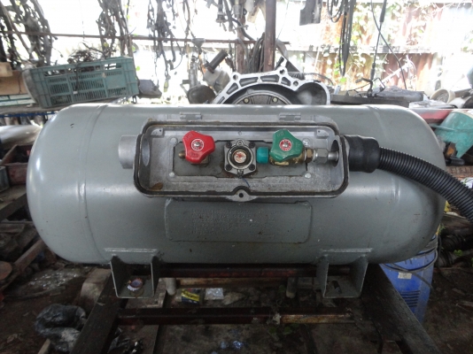 ขายถังแก๊สราคาถูก 58 ลิตร 2 ใบ ใบละพันบาท