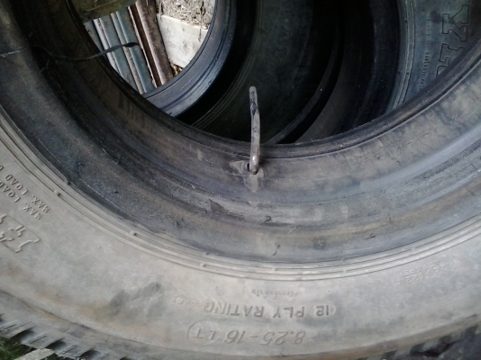 ขายยาง8.25-16