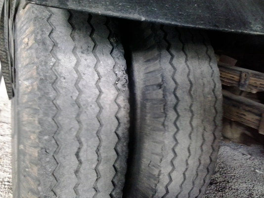 ขายยาง8.25-16