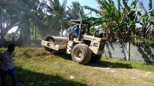 รถบด10ตัน INGERSOLLRAN SD-100D สวยมากเดิมๆ ยางสวยเต็ม...