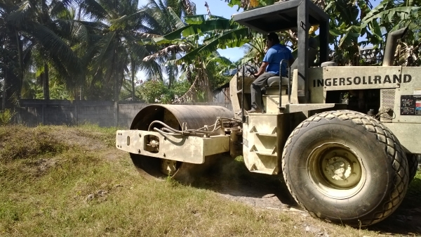 รถบด10ตัน INGERSOLLRAN SD-100D สวยมากเดิมๆ ยางสวยเต็ม...