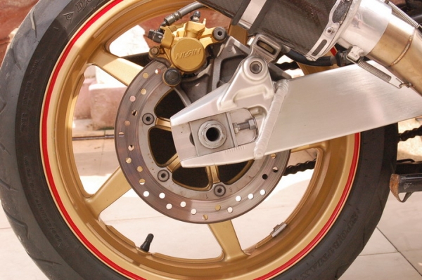 -ขาย CB1300 ปี2005 ของแต่งเพียบสภาพสวยๆ เครื่องแน่นพร้อมใช้<<สรรพสามิตตัวจริง>>-
