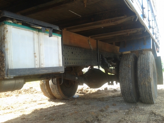 ขายหน้าตึกปี53