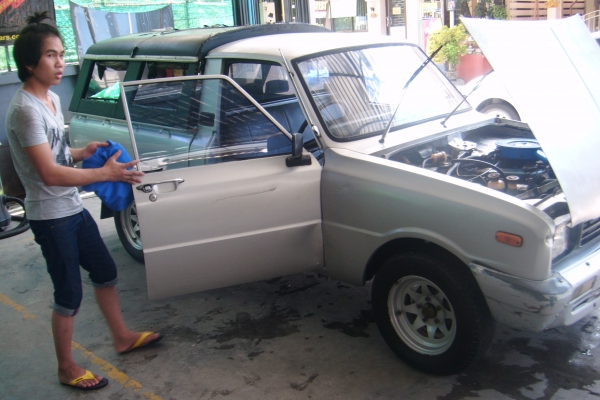 ขายมาสด้า1000 เดิมบางรถมือหนึ่ง ทะเบียนโอนพร้อมใช้ ขับไกลได้ภาษีเต็ม