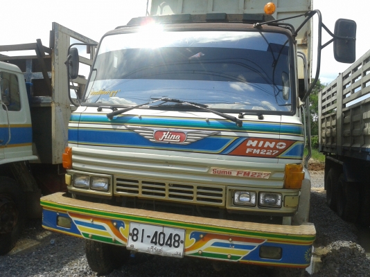 ขาย227ดั้ม10ล้อ2เพลา เครื่อง 220 เทอร์โบ