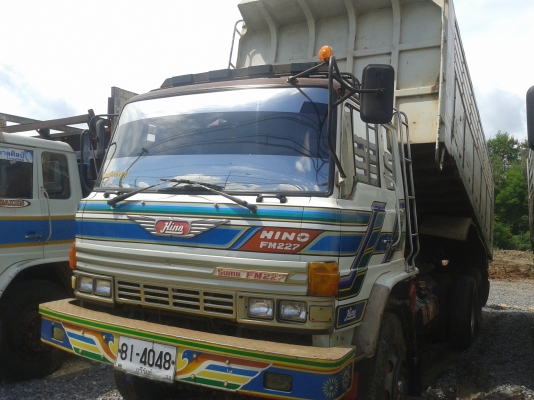 ขาย227ดั้ม10ล้อ2เพลา เครื่อง 220 เทอร์โบ