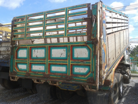 ขาย227ดั้ม10ล้อ2เพลา เครื่อง 220 เทอร์โบ