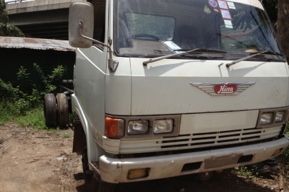 ขาย 6ล้อ HINO KM779 เครื่อง WO4D 117แรง ขายหัวกับคัซซี