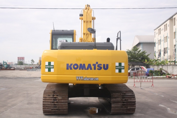 KOMATSU PC200-8