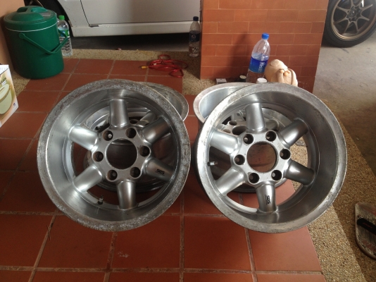 ขายล้อแท้ SRS Germany ขอบ 15x8.5 ET-30 6/139.7 ออฟลึก 5 นิ้ว ล้นๆ เลยครับ