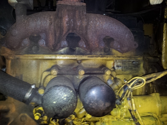 855,000 บาท เท่านั้น Komatsu 510 สภาพดี นำเข้าจากญี่ปุ่น มีห้องเก๋งไม่แพงครับ