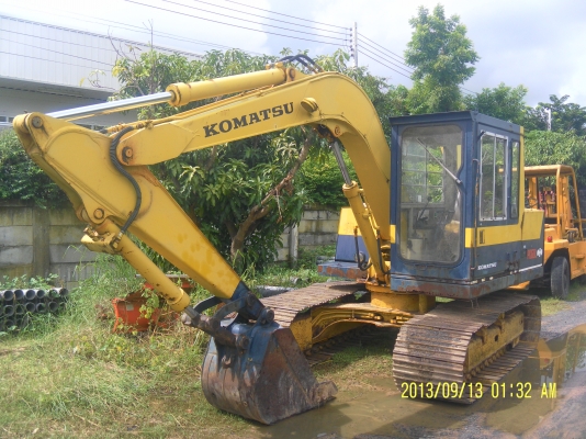 รถแม็คโครโคมัสสุPC60L-3เก่านอกพร้อมใช้มีเอกสารนำเข้าราคา520000สนใจโทร0816426706