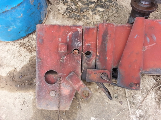 ขายด่วน..เครนติดรถ2.9 ตัน เครนสวย เก่าญี่ปุ่นแท้ แรงดี ทำงานได้ไว ราคาต่อรองได้.