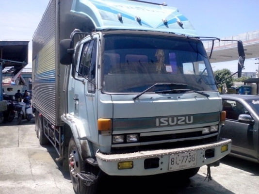 ขายIsuzu Rocky 10ล้อ1เพลา 195แรง ขายหัวกับคัซซี