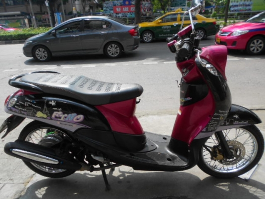 Yamaha-Fino เกย์แยก สวยๆ เดิมๆ เลยครับ