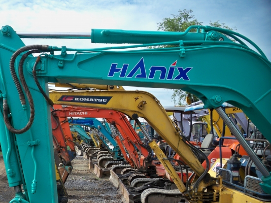 รถขุด Hanix H30 ราคาพิเศษ รอทุกคนมาจับจองแล้ววันนี้จร้าาา
